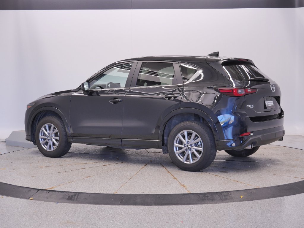 Used 2025 MAZDA CX-5 AWD 2.5 S w/ Preferred Package image 3