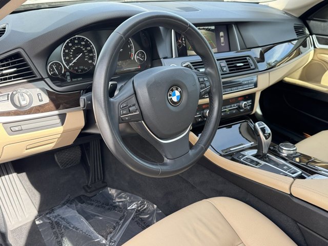 Used 2016 BMW 535i Sedan RWD image 17