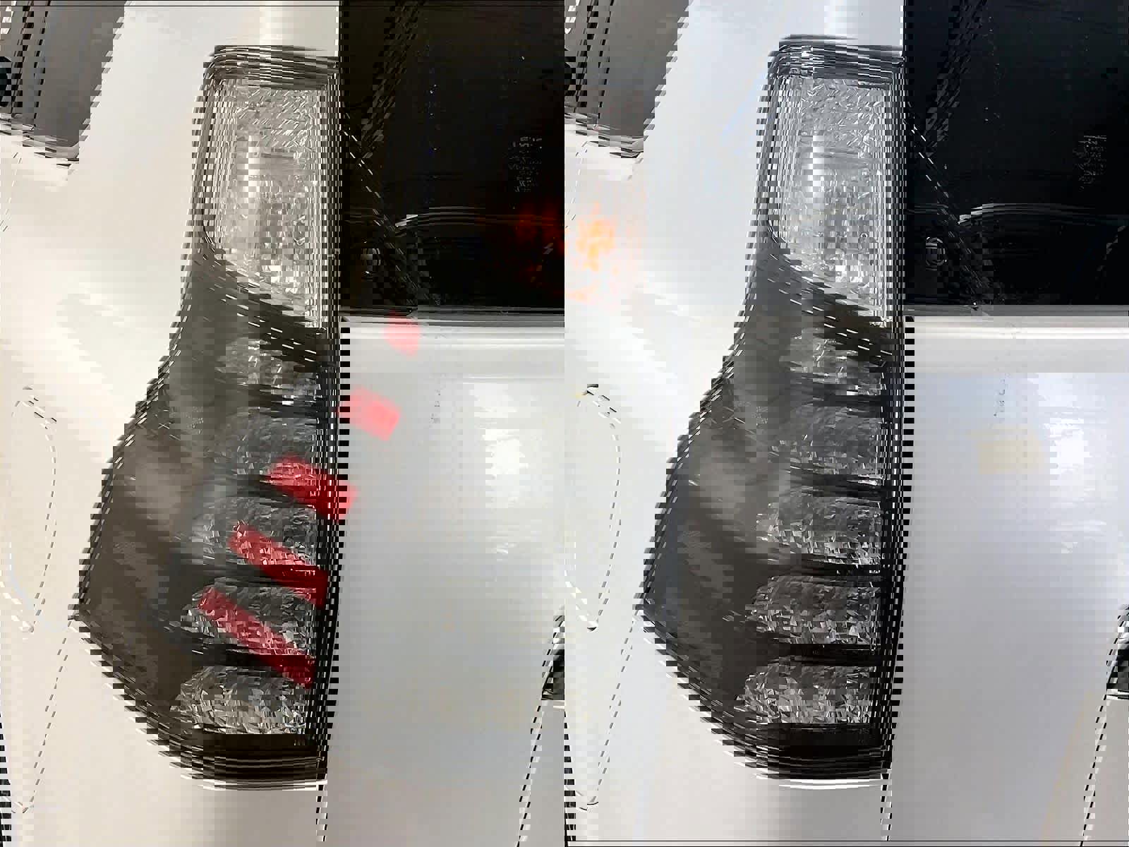 Used 2023 Lexus GX 460 Luxury w/ Sport Design Package image 34