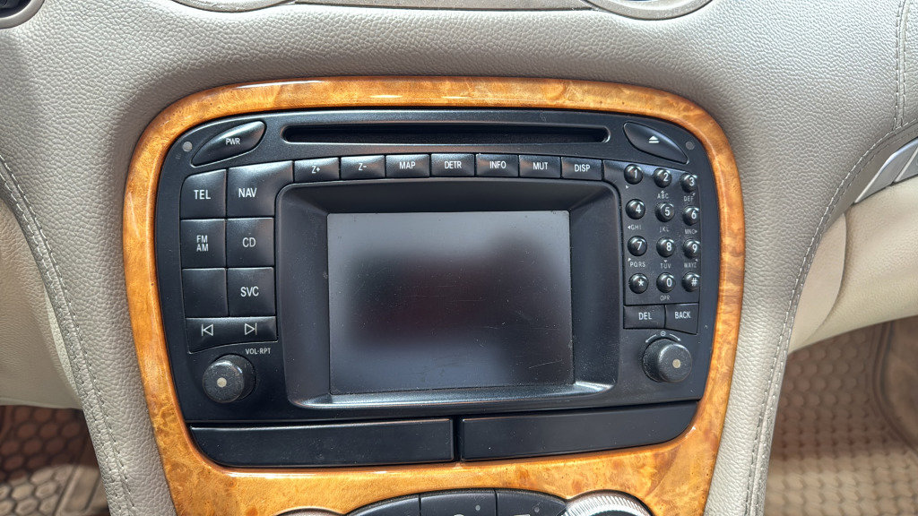 Used 2003 Mercedes-Benz SL 500 image 21