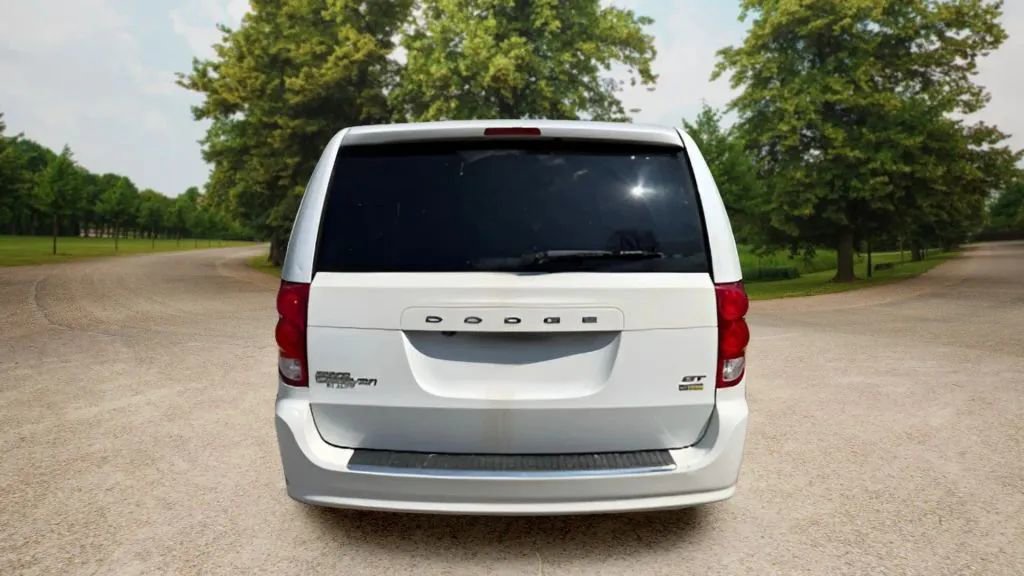 Used 2019 Dodge Grand Caravan GT image 7