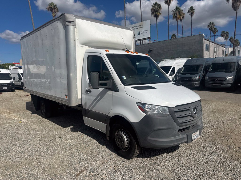 Used 2020 Mercedes-Benz Sprinter 3500 w/ Driver Convenience Package image 3