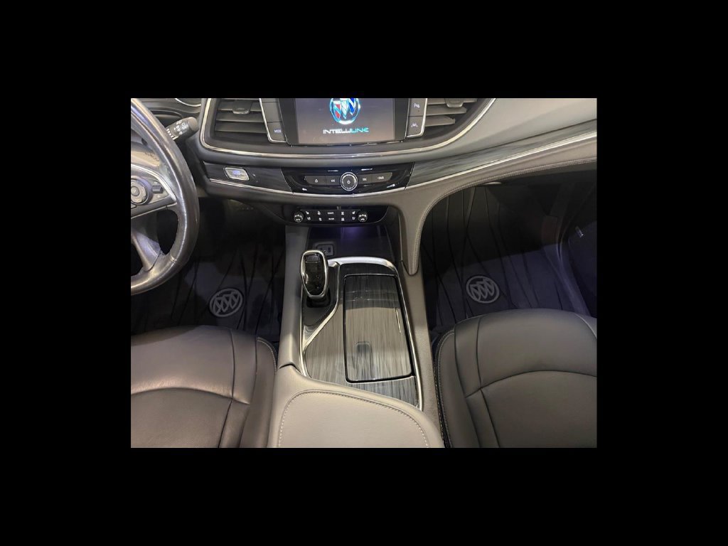 Used 2019 Buick Enclave Premium w/ Experience Buick Package FWD image 16