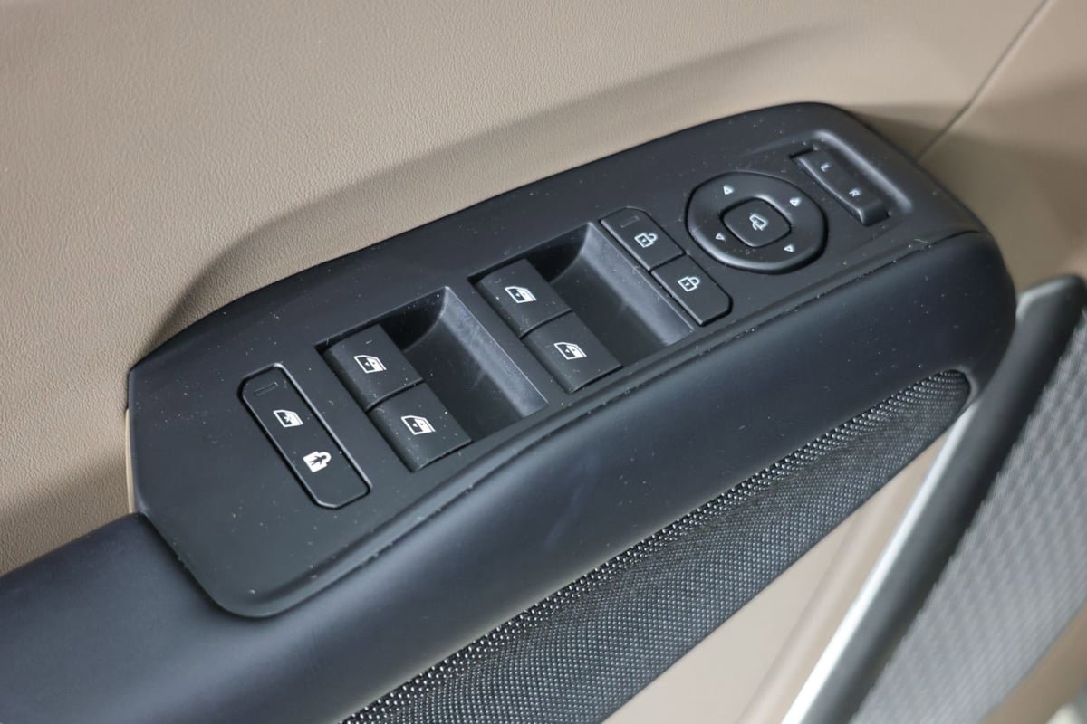Used 2024 Kia EV9 GT-Line AWD/4WD image 25