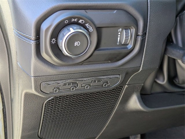 New 2026 Jeep Wrangler Unlimited Rubicon w/ Xtreme 35 Tire Package image 15