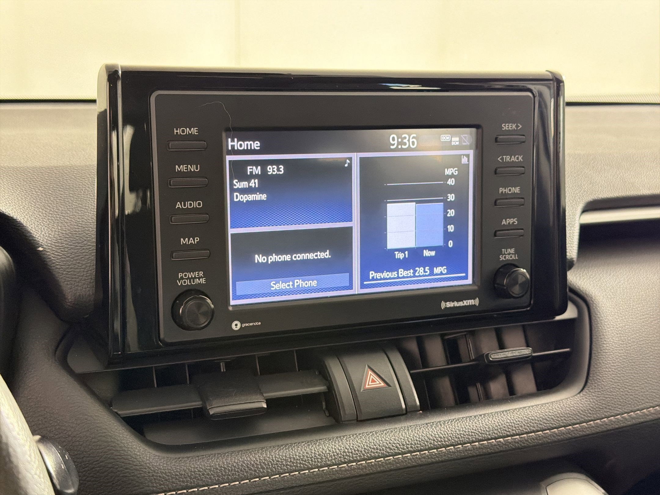 Used 2021 Toyota RAV4 XLE image 23