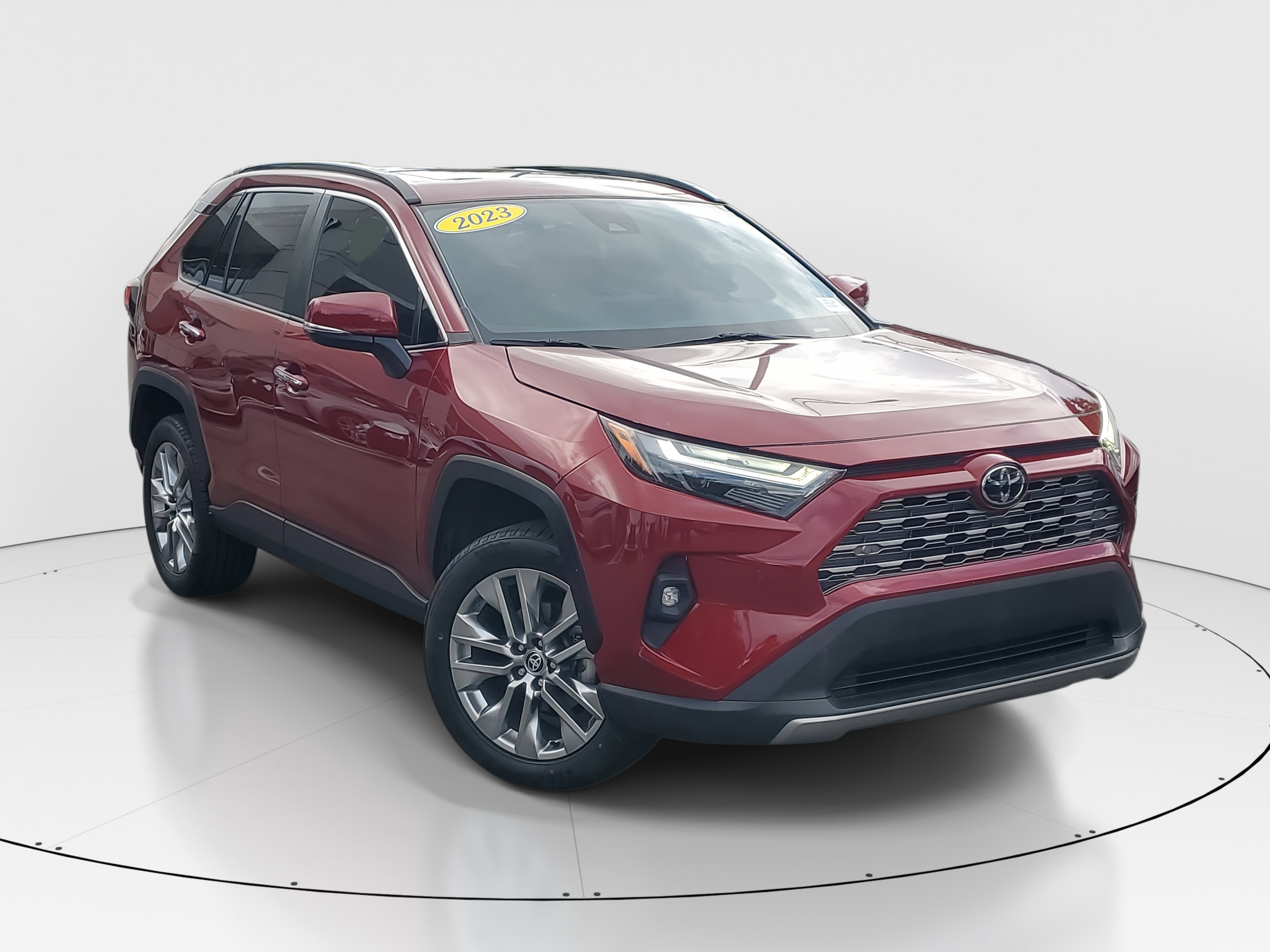 Used 2023 Toyota RAV4 Limited image 2