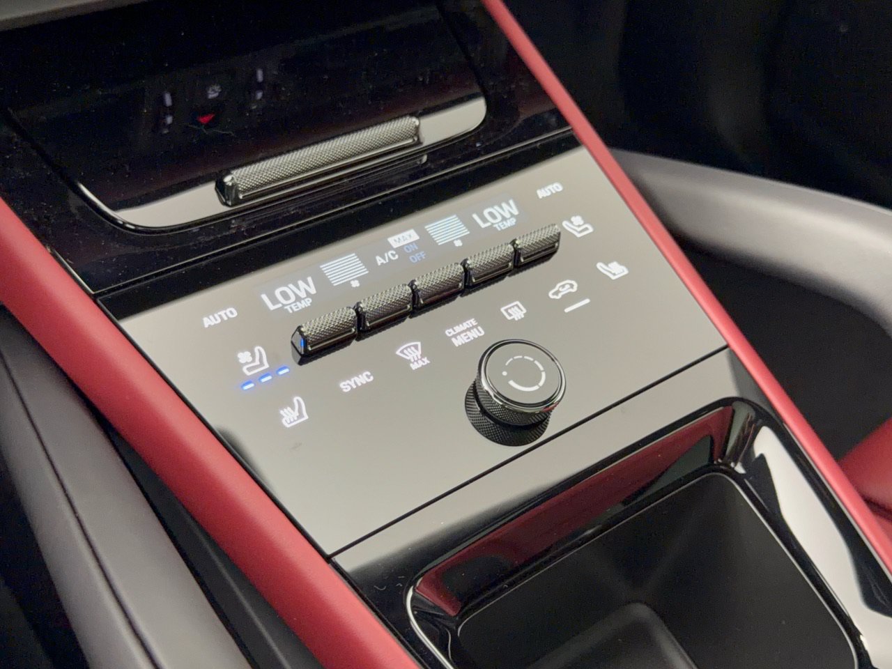 New 2026 Porsche Cayenne GTS AWD/4WD image 22