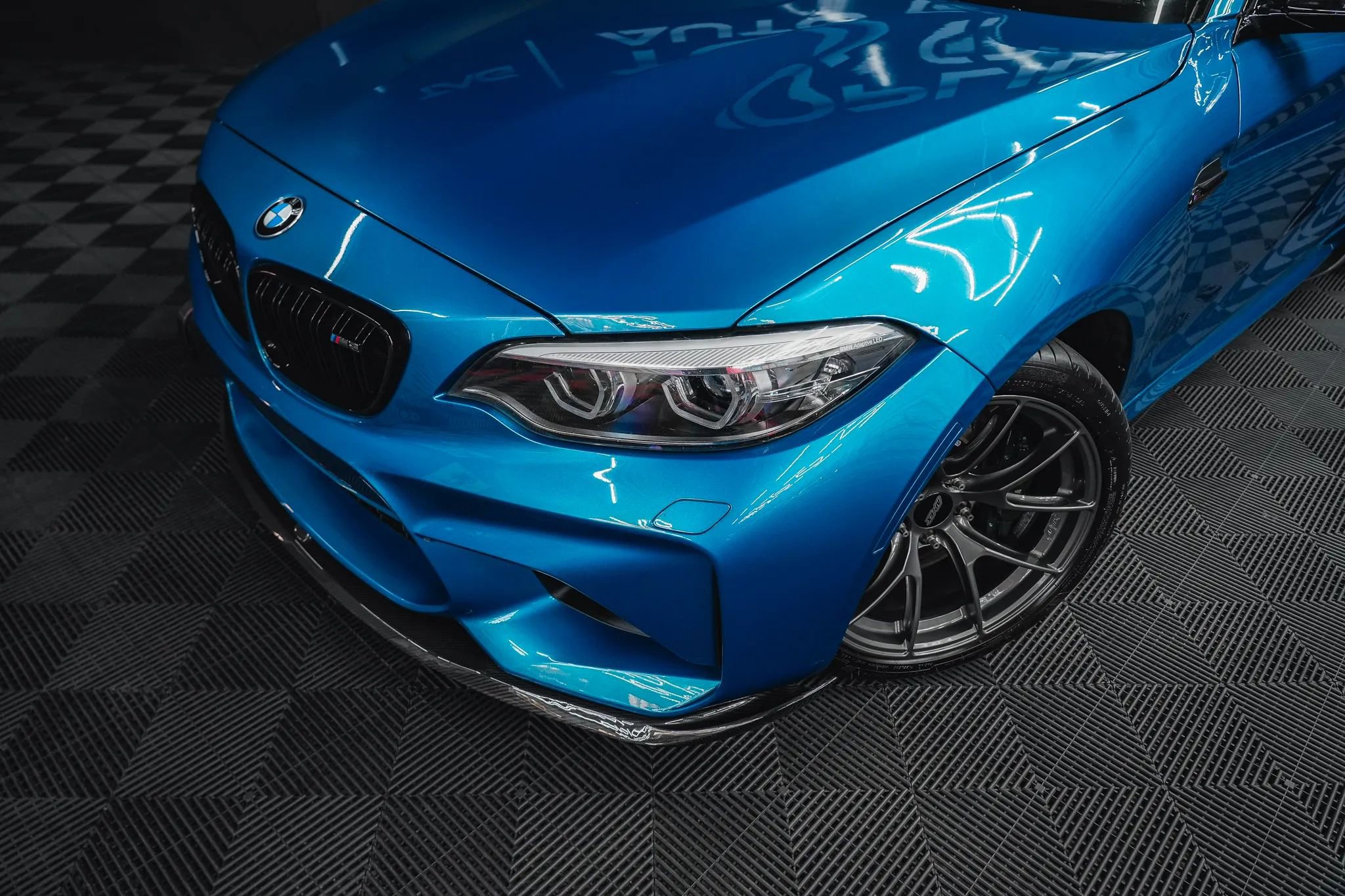 Used 2018 BMW M2 RWD image 4
