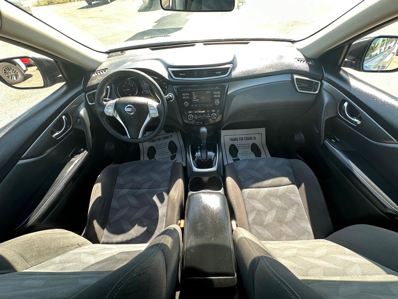 Used 2016 Nissan Rogue SV FWD image 16