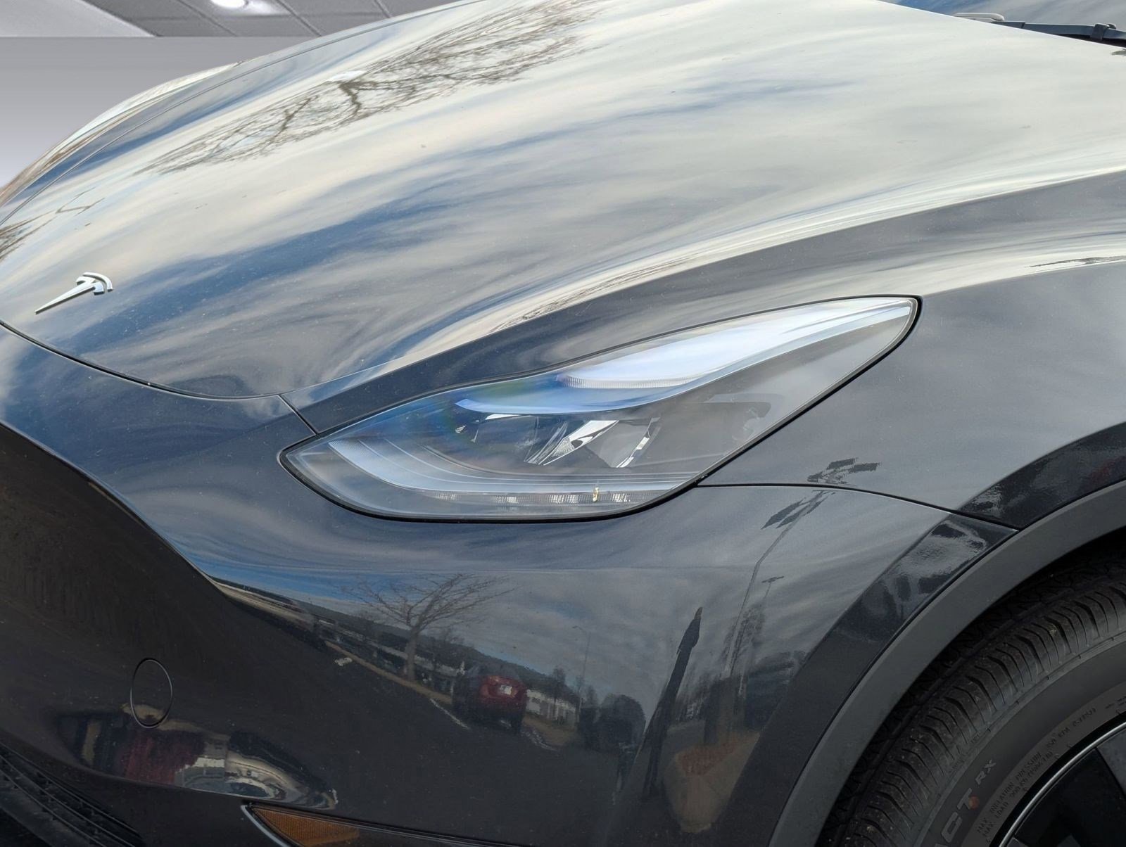 Used 2025 Tesla Model Y Long Range image 11