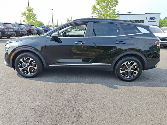 Used 2023 Kia Sportage EX w/ EX Premium Package AWD/4WD image 4