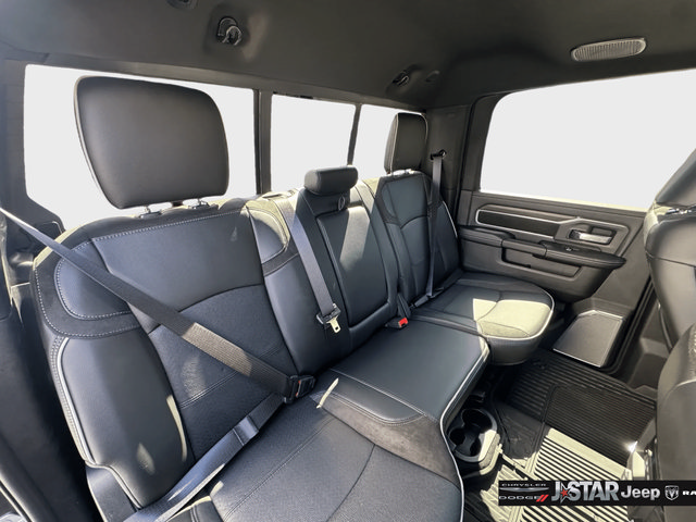 New 2026 RAM 3500 Laramie AWD/4WD image 21
