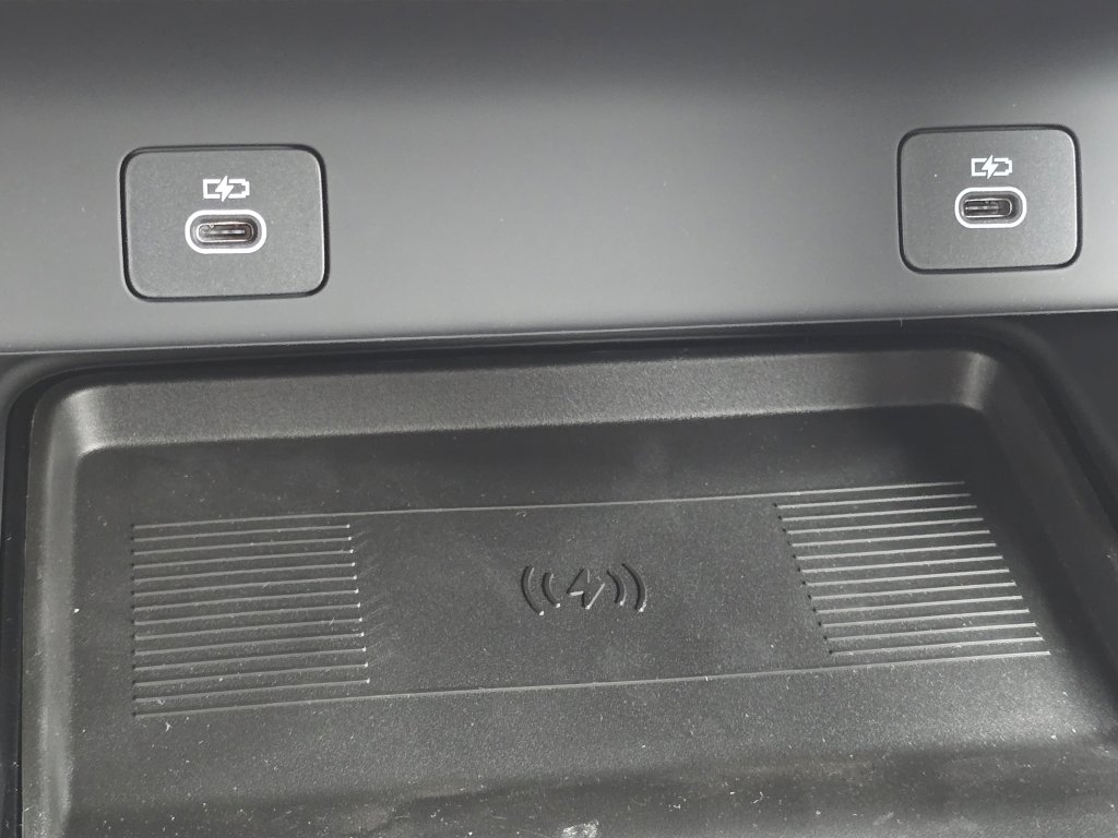 New 2025 Land Rover Discovery Sport S image 10