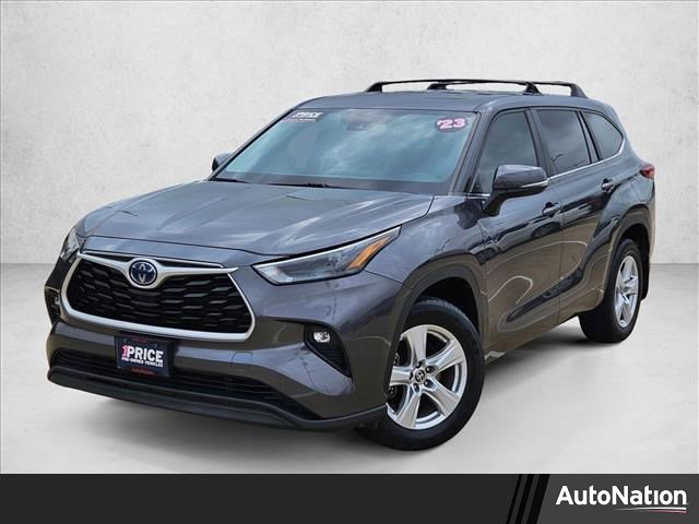 Used 2023 Toyota Highlander LE video 1