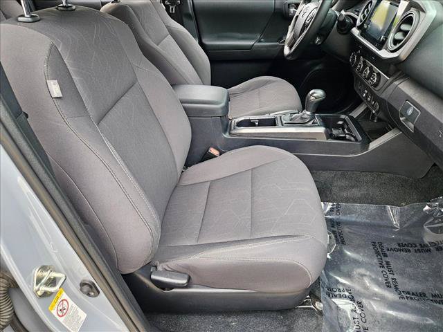 Used 2019 Toyota Tacoma TRD Off-Road AWD/4WD image 19