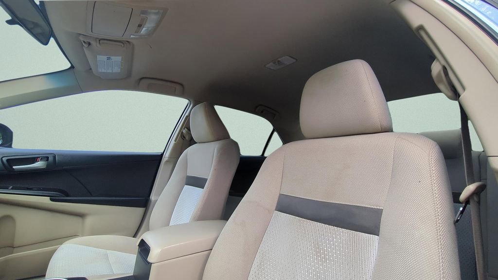 Used 2012 Toyota Camry LE image 26