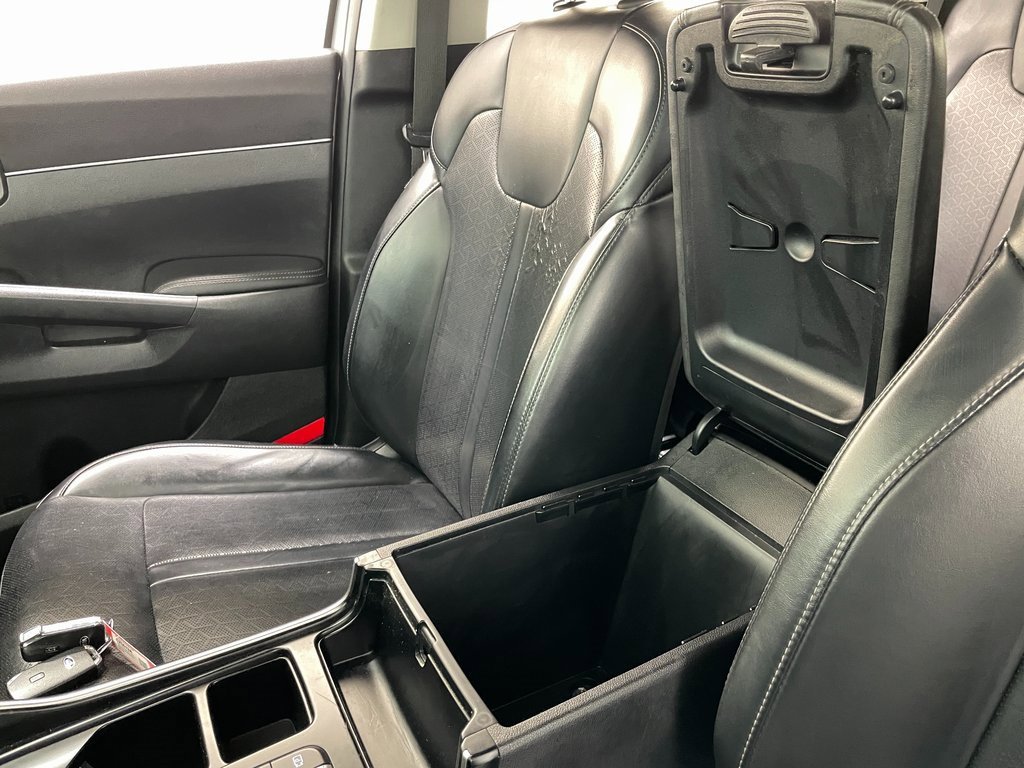 Used 2021 Kia Sorento S image 33