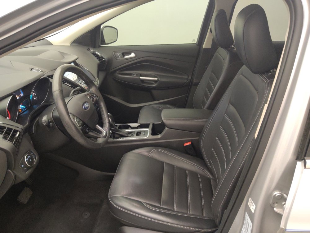 Used 2019 Ford Escape Titanium FWD image 17