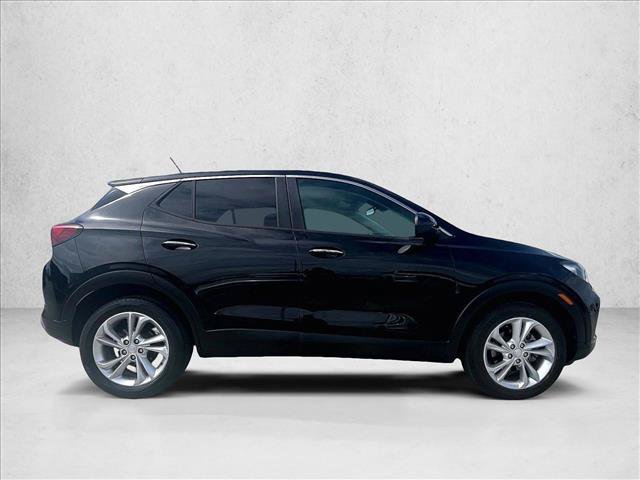 Used 2020 Buick Encore GX Preferred w/ Cold Weather Comfort Package FWD image 5