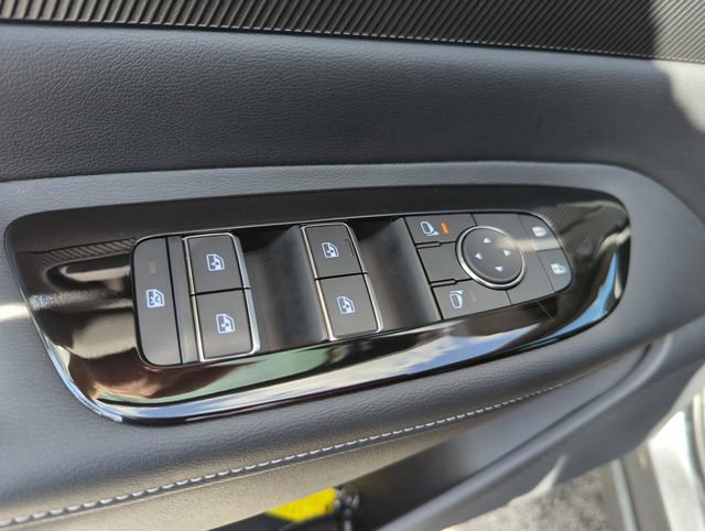 Certified 2025 Nissan Murano SV image 30