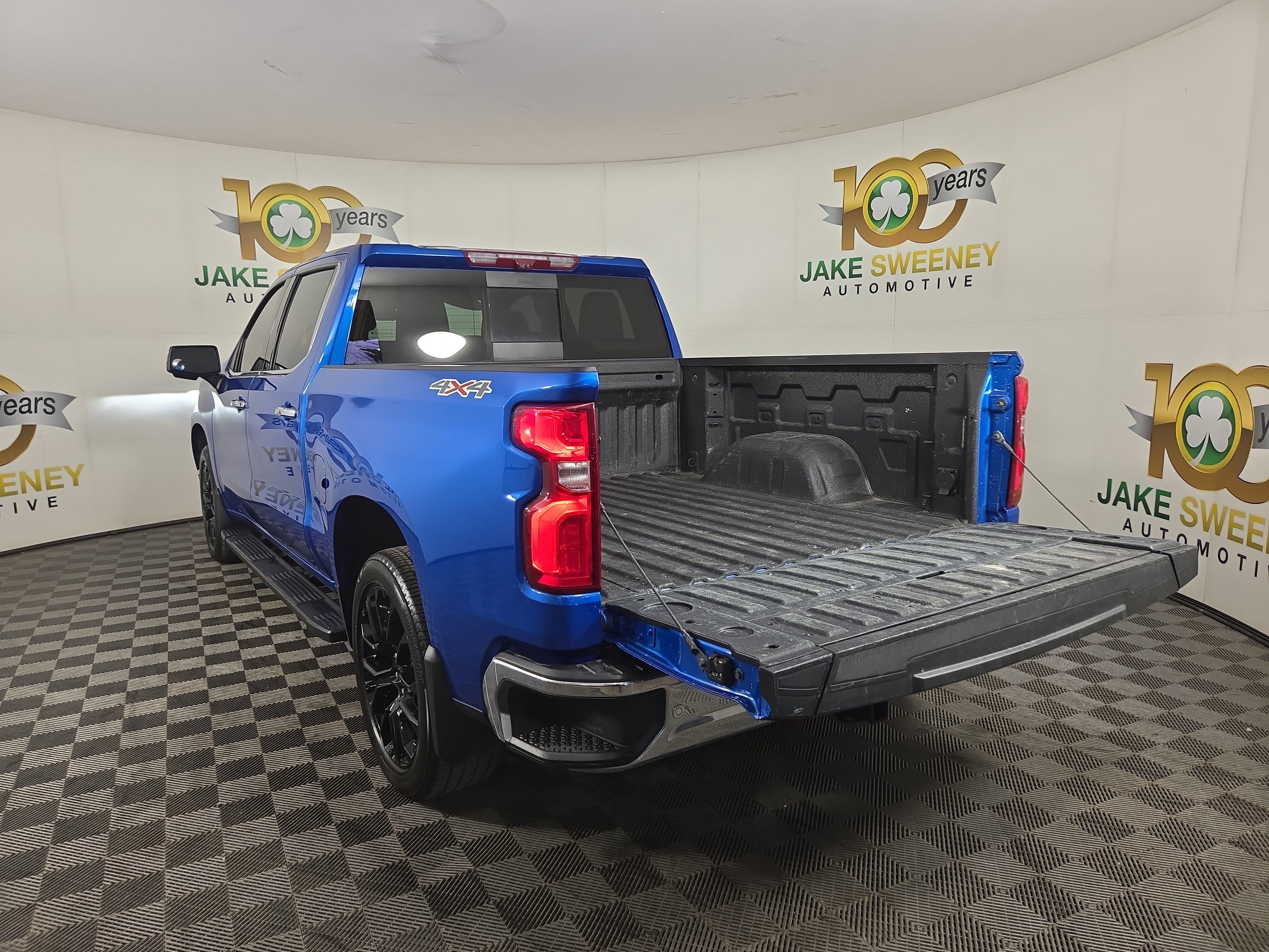 Certified 2023 Chevrolet Silverado 1500 LTZ w/ Technology Package image 30