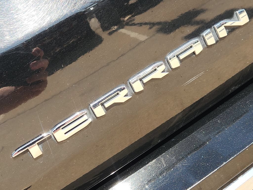 Used 2023 GMC Terrain SLT AWD/4WD image 12