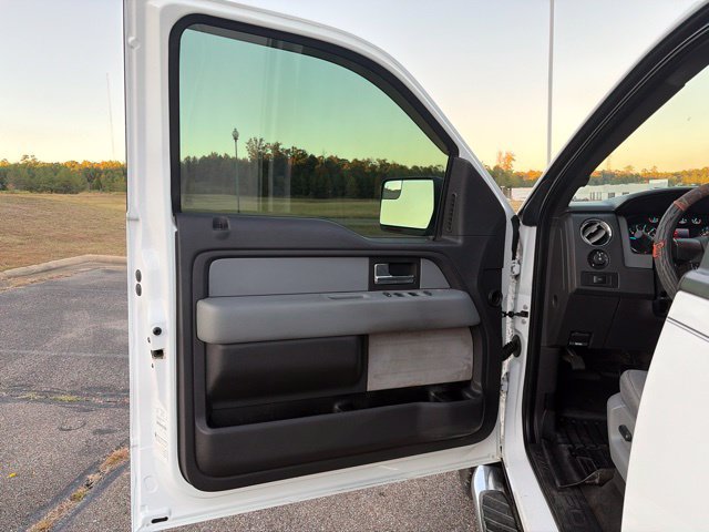 Used 2013 Ford F150 XLT w/ XLT Chrome Pkg AWD/4WD image 15