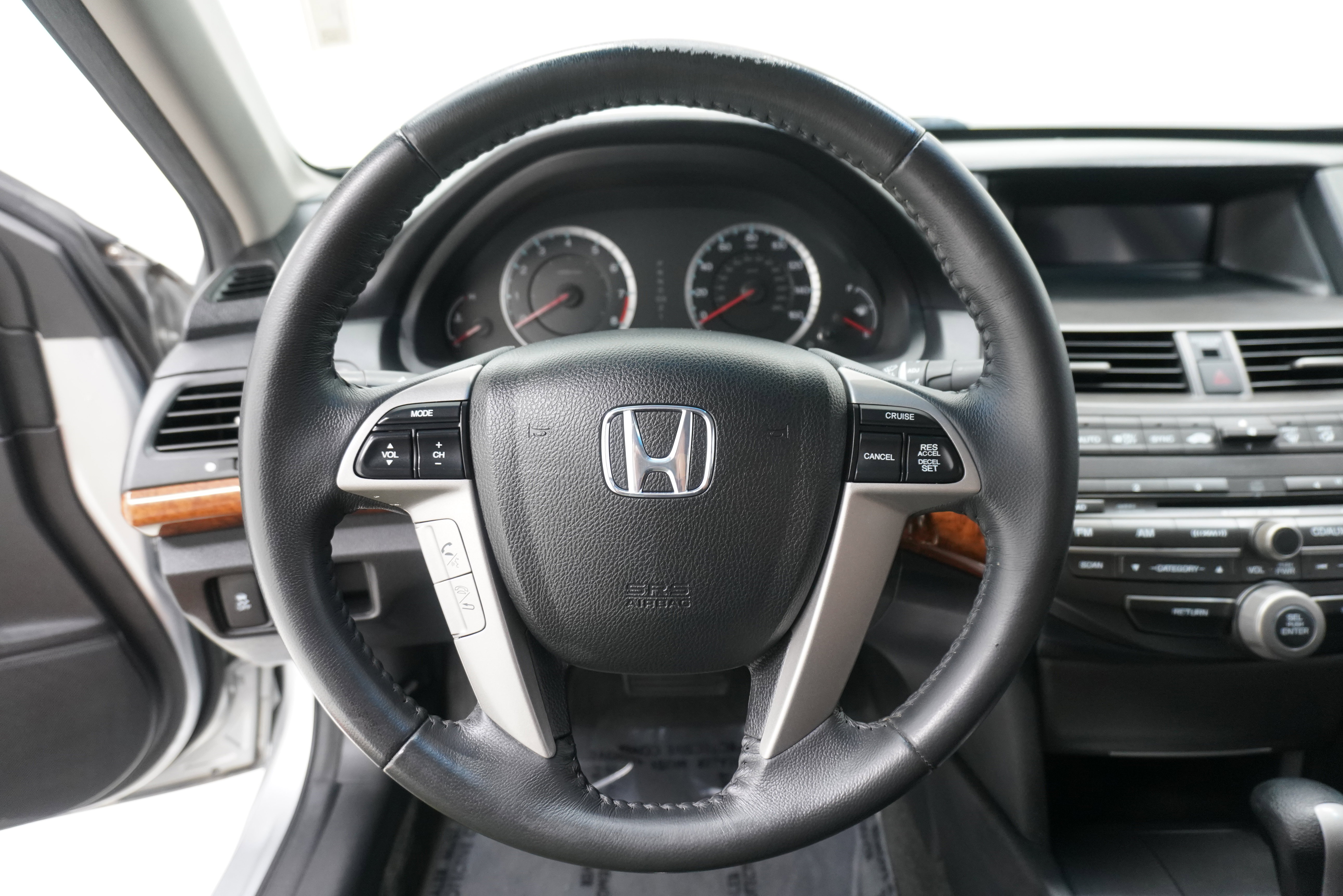 Used 2012 Honda Accord EX-L image 17