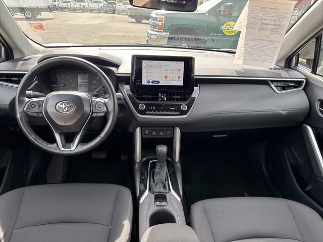 Used 2025 Toyota Corolla Cross LE AWD/4WD image 10