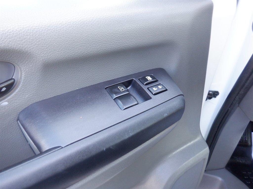 Used 2021 Nissan NV 2500 SV RWD image 12