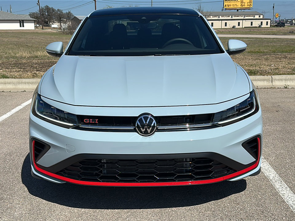 Used 2025 Volkswagen Jetta GLI Autobahn image 11