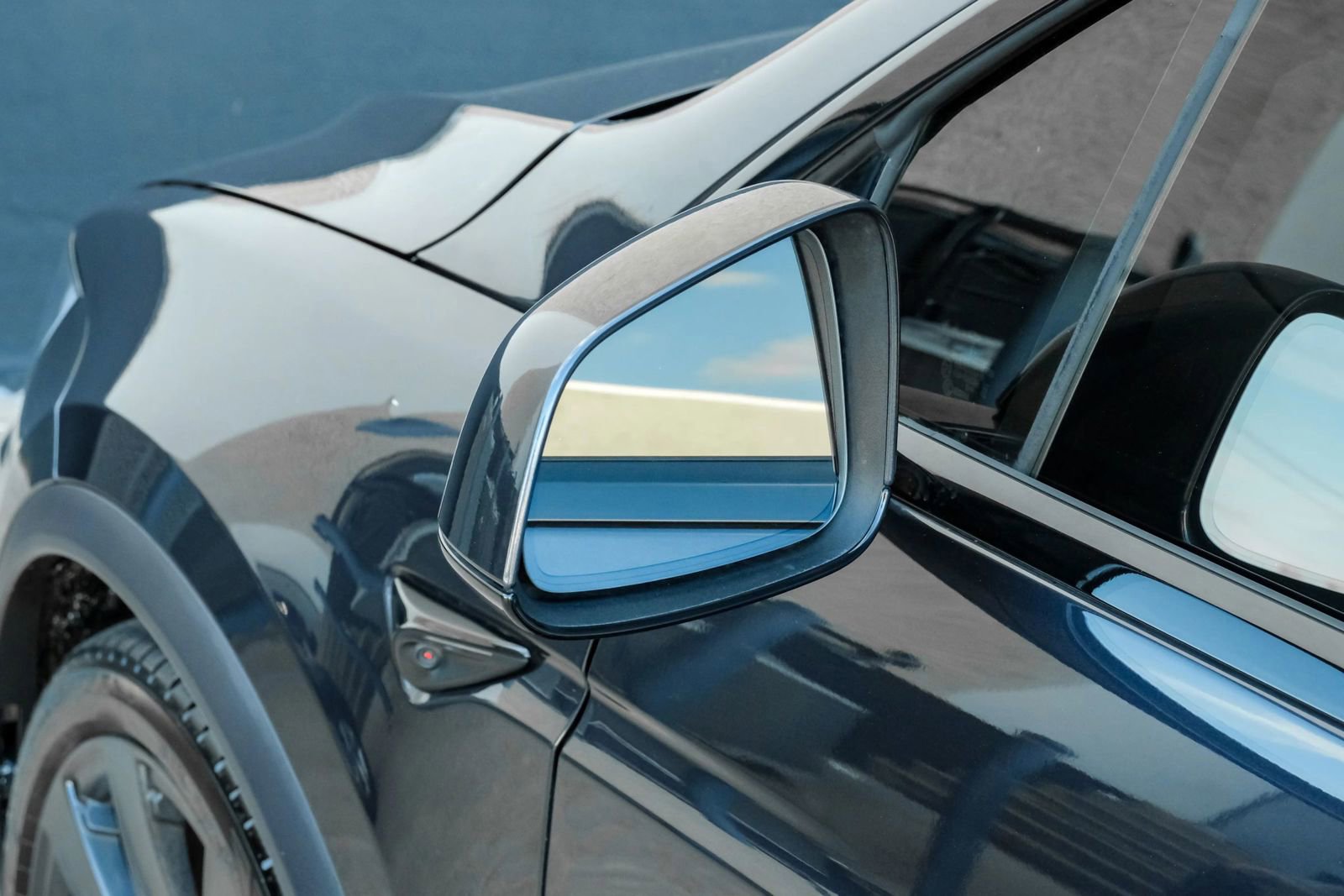 Used 2023 Tesla Model X Plaid image 69