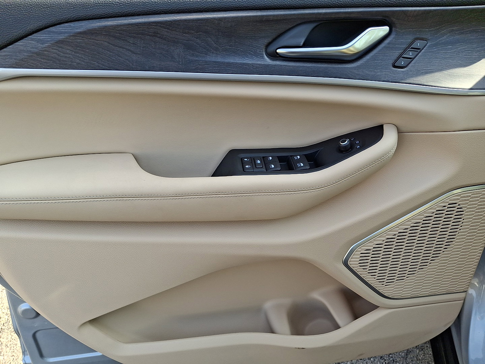 Certified 2025 Jeep Grand Cherokee L Limited w/ Trailer Tow Package image 14