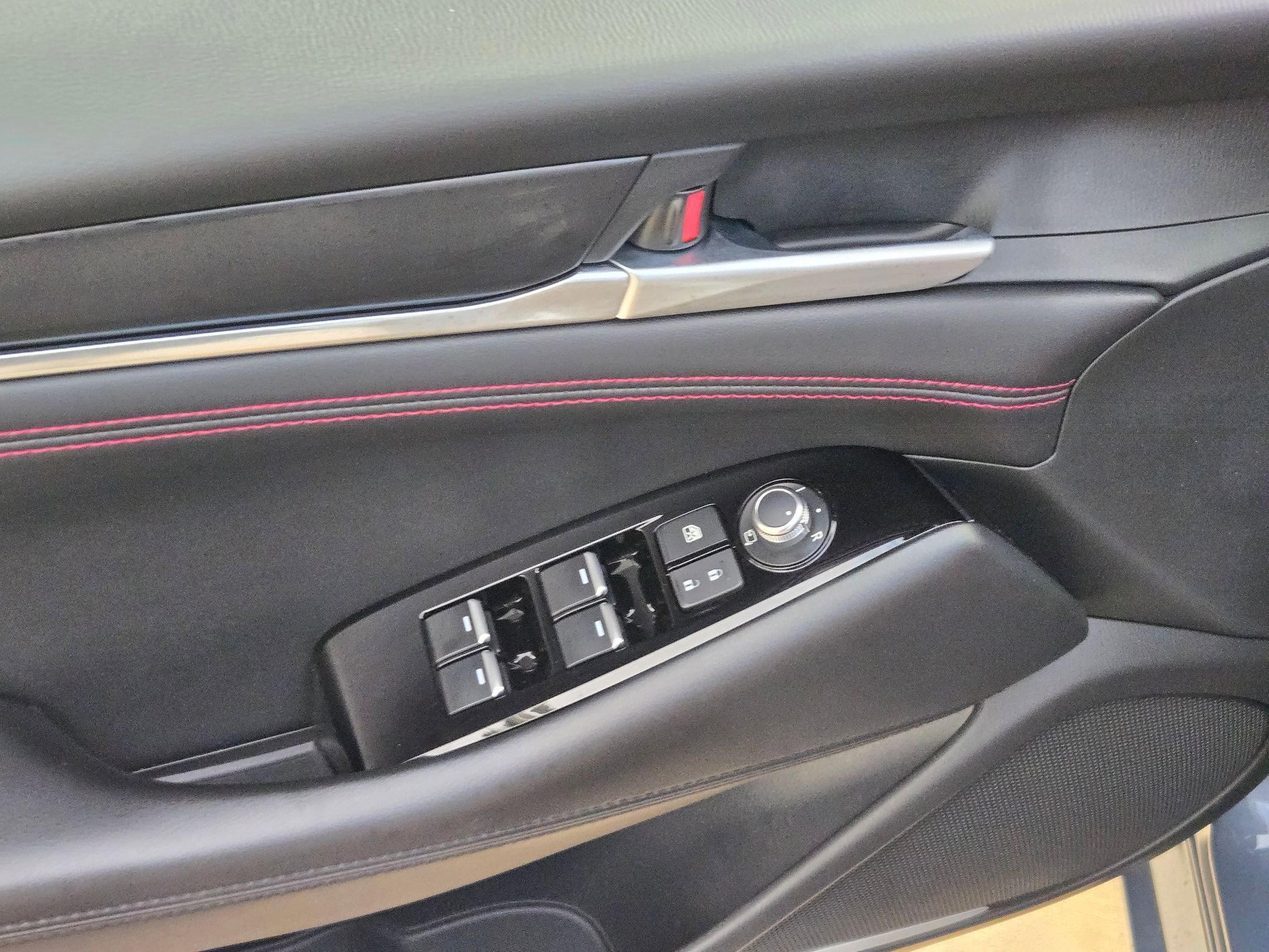 Used 2021 MAZDA MAZDA6 Carbon Edition image 12