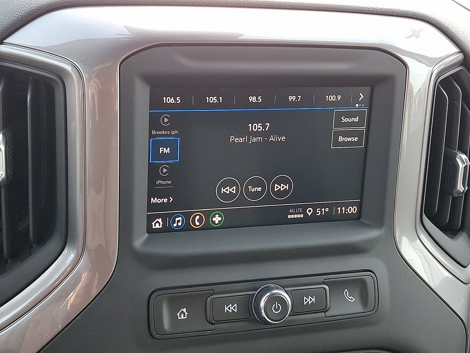 Certified 2024 Chevrolet Silverado 3500 W/T image 16