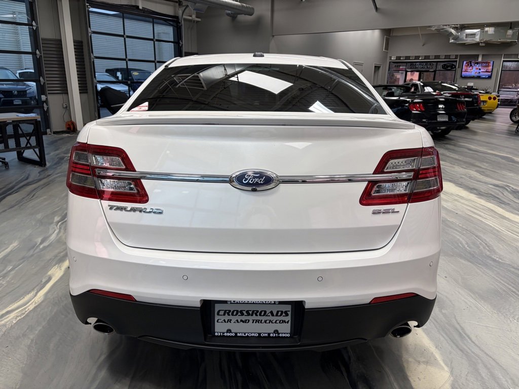 Used 2018 Ford Taurus SEL image 29