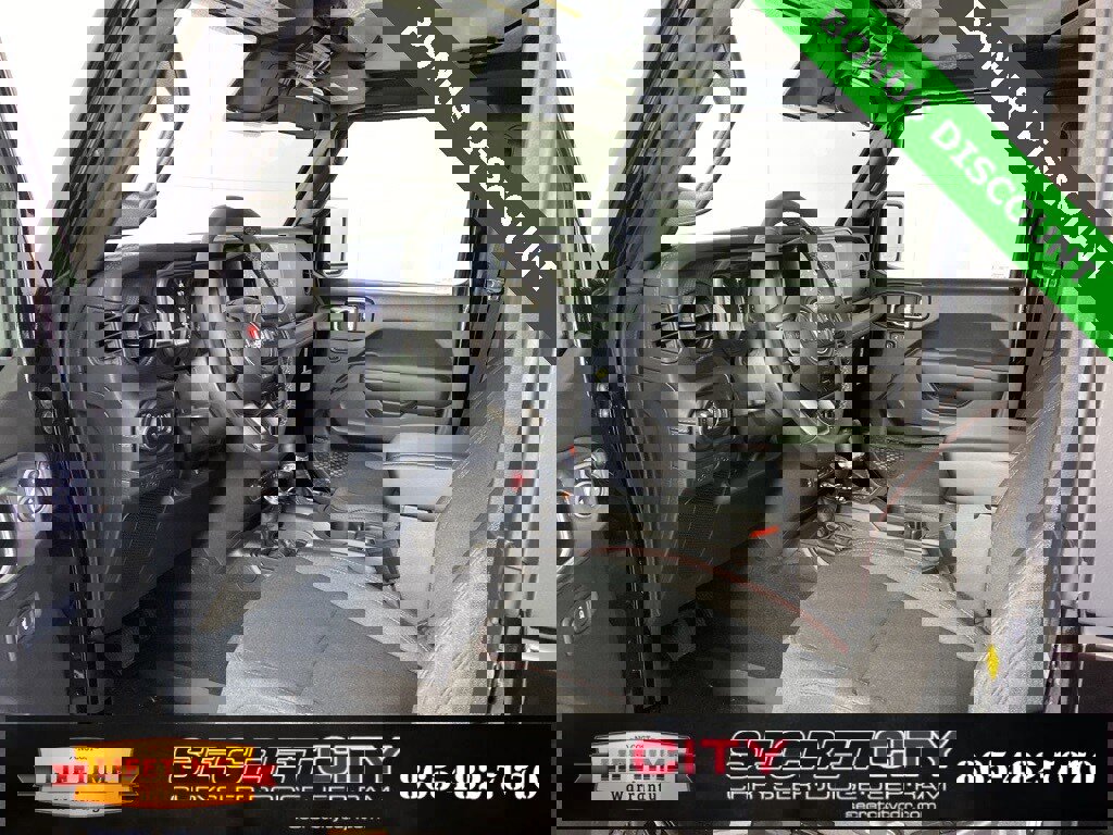 New 2025 Jeep Wrangler Rubicon w/ Steel Bumper Group image 11