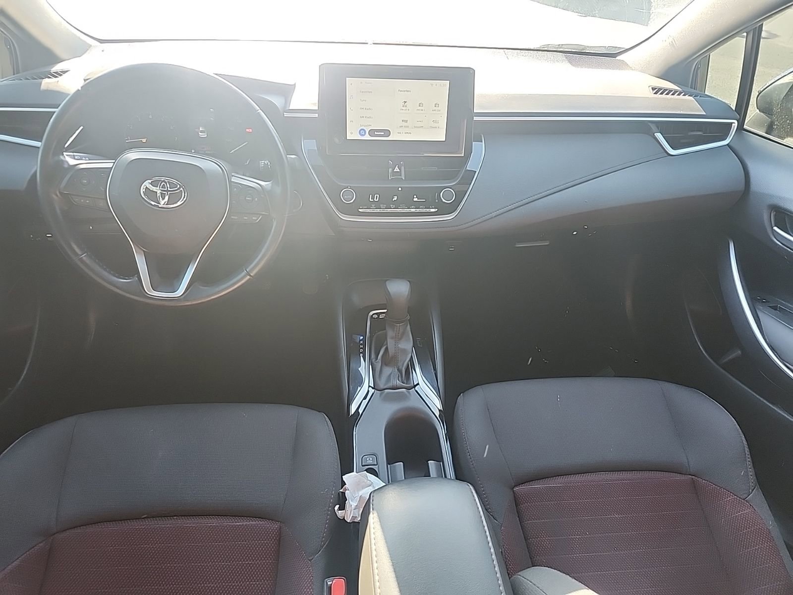 Used 2023 Toyota Corolla SE FWD image 5