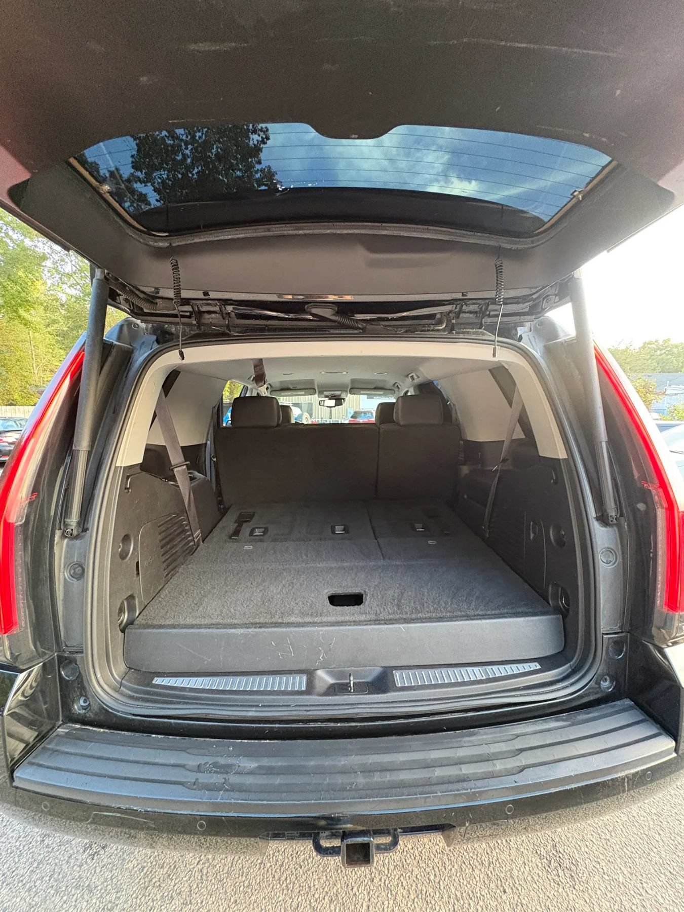 Used 2015 Chevrolet Tahoe LT AWD/4WD image 25