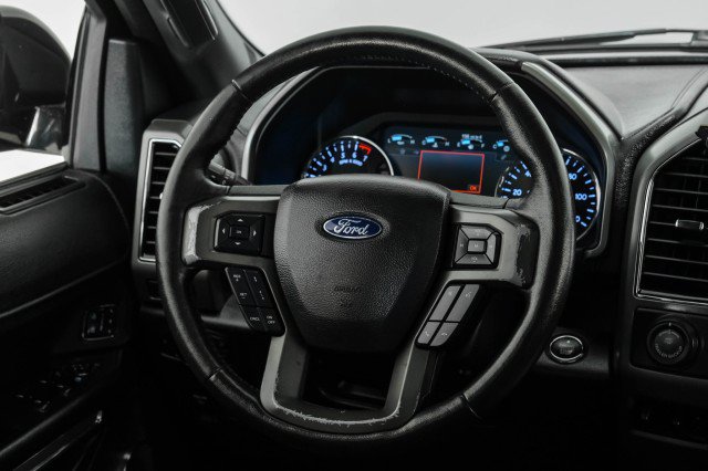 Used 2018 Ford Expedition XLT w/ Equipment Group 202A AWD/4WD image 14