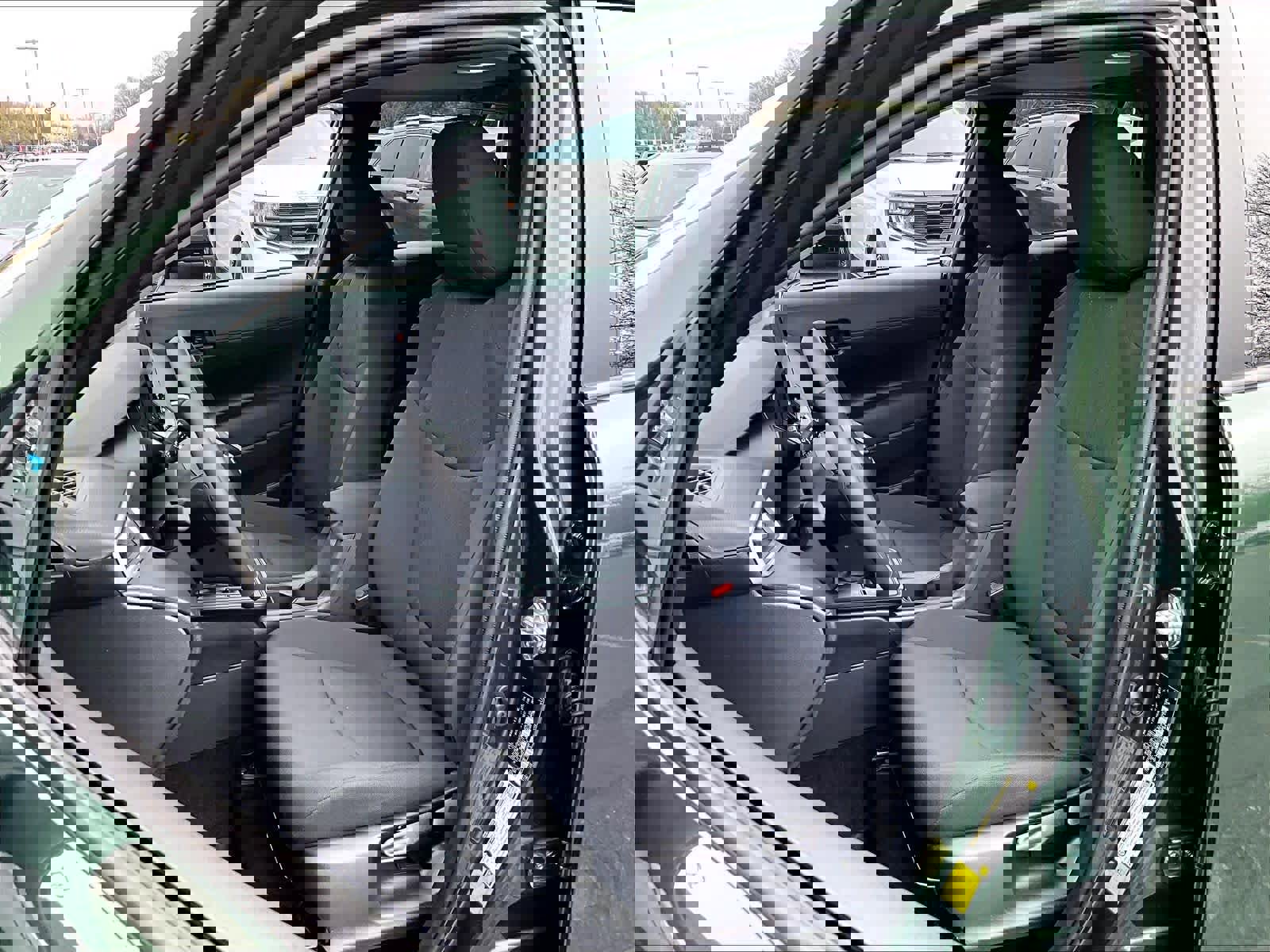 Used 2026 Toyota Corolla Cross LE w/ Moonroof Package image 10