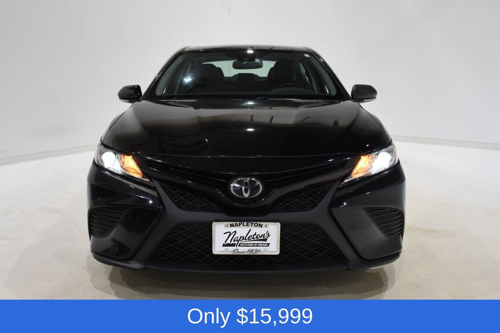 Used 2019 Toyota Camry SE w/ Audio Package image 2