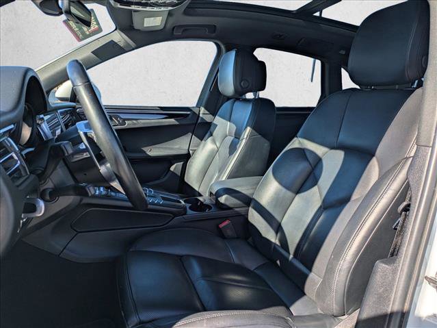 Used 2021 Porsche Macan image 16