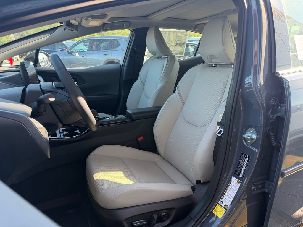 New 2026 Toyota Prius Limited FWD image 6
