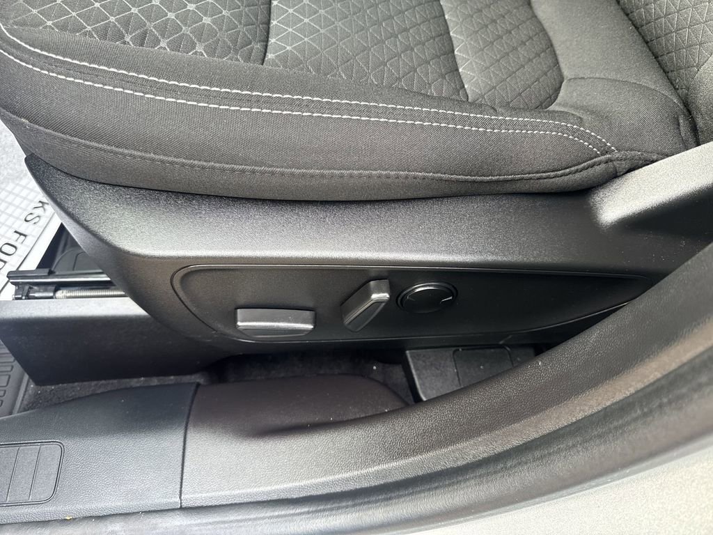 Used 2023 Ford Escape Active w/ Tech Pack #2 image 12