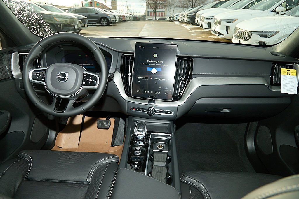New 2026 Volvo XC60 T8 Ultra w/ Climate Package image 22