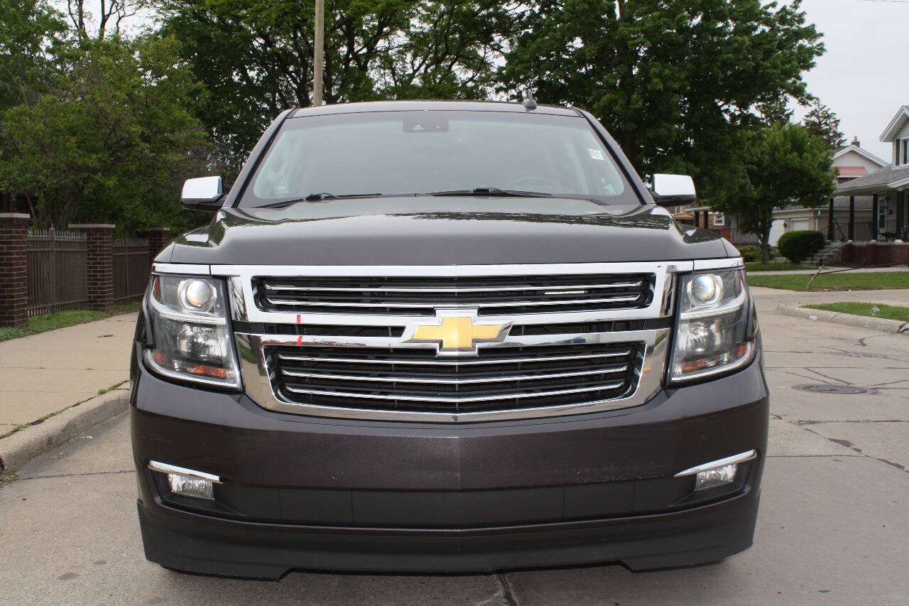 Used 2015 Chevrolet Tahoe LTZ AWD/4WD image 3