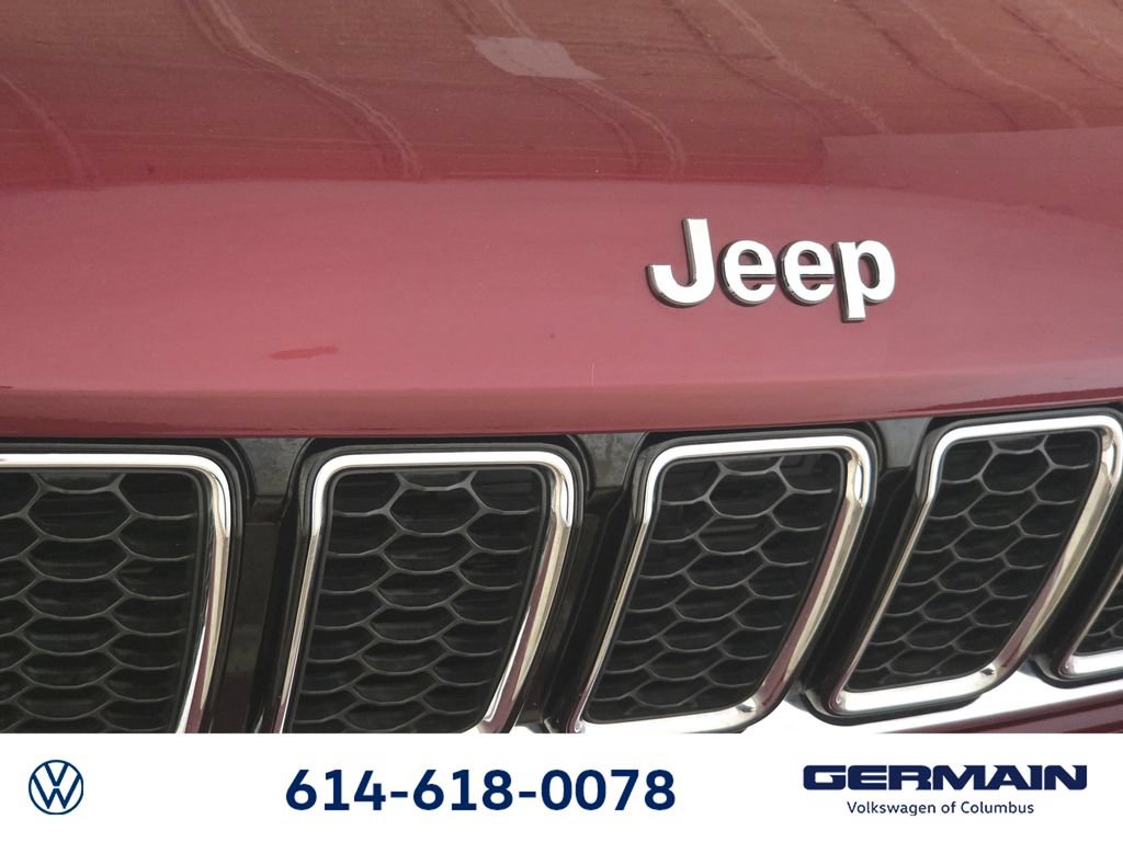 Used 2023 Jeep Grand Cherokee Overland AWD/4WD image 14