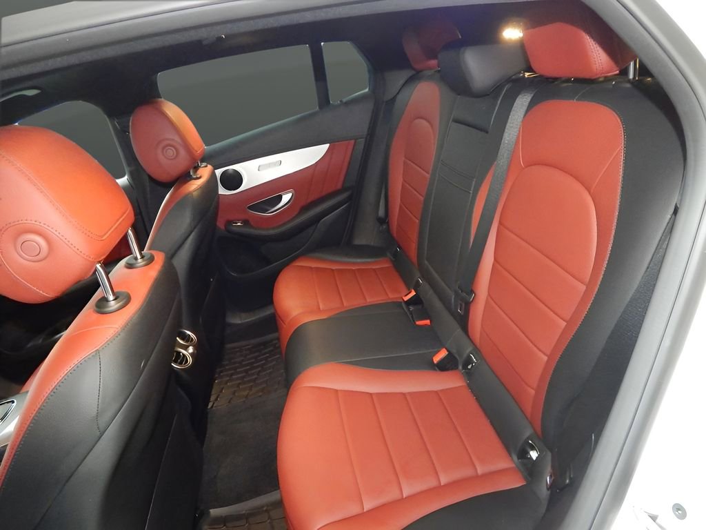 Used 2021 Mercedes-Benz GLC 300 4MATIC Coupe image 16